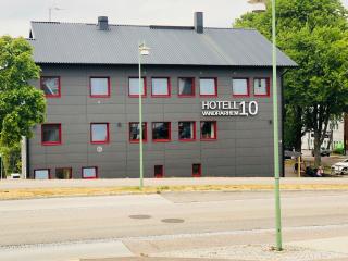 Hotel & Hostel 10 - 8