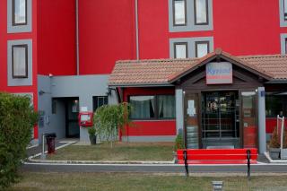 Enzo Hotels Cannes-Écluse by Kyriad Direct - Cannes-Écluse - 1