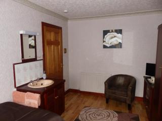 Glenhouse - Leurbost - 2