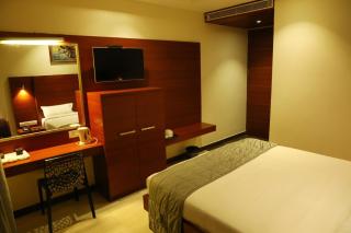 Avenue Hotel - 9