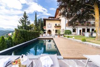 Solaia Hotel & Guesthouse - Kastelruth - 0
