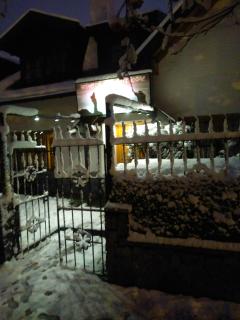 Universal Traveller's Hostel - San Carlos de Bariloche - 1