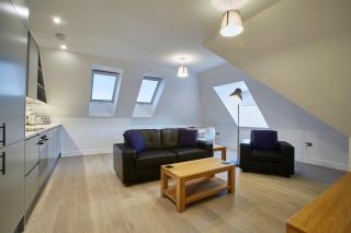 Imperial Court By Viridian Apartments - 3