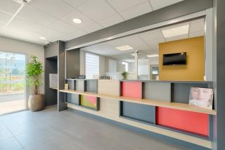 B&B HOTEL Marseille La Valentine St Menet - Marseille - 5