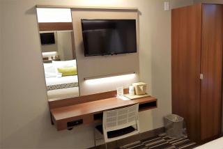 Microtel Inn & Suites by Wyndham Bellevue - 4