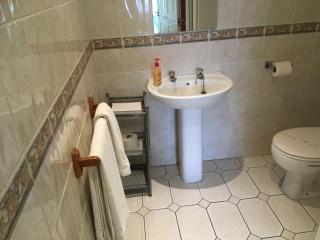 Shawlee Cottage - Airdrie - 6