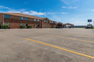 Motel 6-Marion, IL - 4