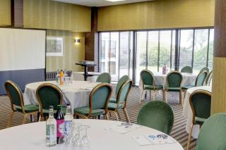 Best Western Aberavon Beach Hotel - Port Talbot - 1