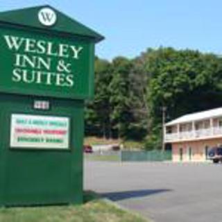 Wesley Inn & Suites - Middletown - 0
