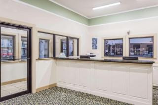 Super 8 by Wyndham Adel GA I-75 - Adel - 7