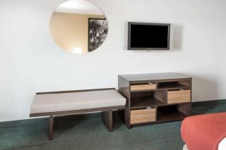 Super 8 by Wyndham Adel GA I-75 - Adel - 4