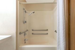 Super 8 by Wyndham Poplar Bluff Missouri - Poplar Bluff - 7