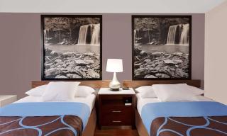 Super 8 by Wyndham Fayetteville - Fayetteville - 3