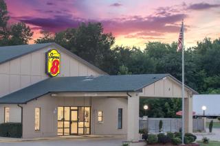 Super 8 by Wyndham Clarksville AR - Clarksville - 9