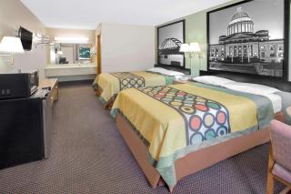 Super 8 by Wyndham Clarksville AR - Clarksville - 3