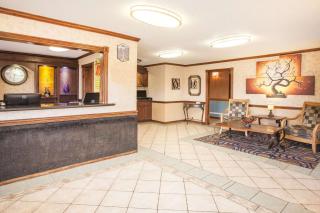 Super 8 by Wyndham Van Buren/Ft. Smith Area - Van Buren - 8