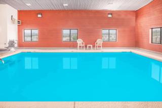 Super 8 by Wyndham Van Buren/Ft. Smith Area - Van Buren - 7