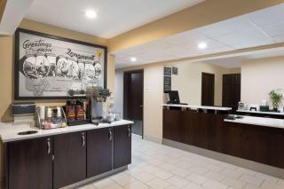 Super 8 by Wyndham Longmont/Twin Peaks - Longmont - 9