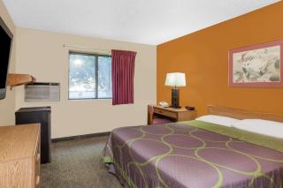 Super 8 by Wyndham Charlotte/Amusement Park Area - Charlotte - 1