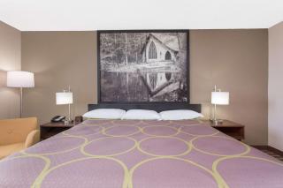 Super 8 by Wyndham Columbus Airport - Columbus - 4