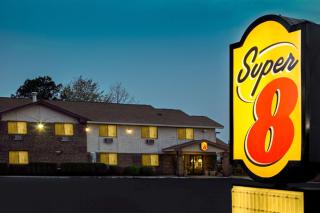 Super 8 by Wyndham Greenville - Greenville - 9