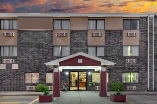 Super 8 by Wyndham Evansville East - Evansville - 9