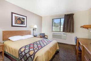 Super 8 by Wyndham Lewisburg - Lewisburg - 5