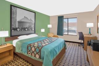 Super 8 by Wyndham Beaver Dam - Beaver Dam - 5