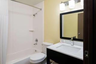 Super 8 by Wyndham Marietta - Marietta - 7