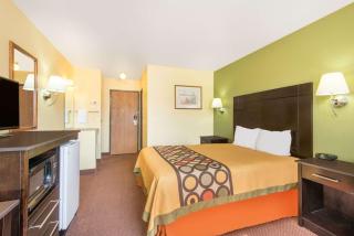 Super 8 by Wyndham Moriarty - Moriarty - 2