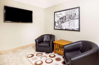 Super 8 by Wyndham Kearney - Kearney - 7