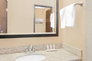 Super 8 by Wyndham Sheboygan WI - Sheboygan - 1