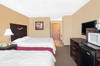 Super 8 by Wyndham Sheboygan WI - Sheboygan - 7