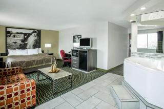 Super 8 by Wyndham Independence Kansas City - Independence - 2