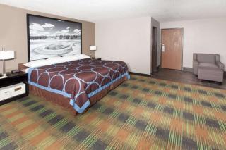 Super 8 by Wyndham Keokuk - Keokuk - 3