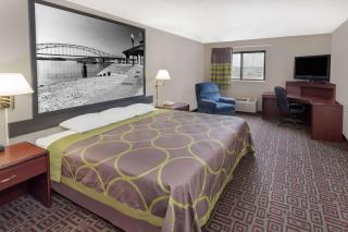 Super 8 by Wyndham Muscatine - Muscatine - 3