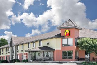 Super 8 by Wyndham Toledo - Toledo - 9