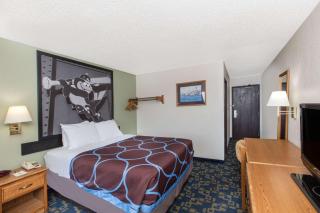 Super 8 by Wyndham Aberdeen MD - Aberdeen - 1