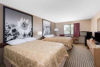 Super 8 by Wyndham Bowman - Bowman - 1