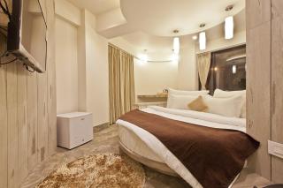 Scenaria Hotel - Ahmedabad - 3