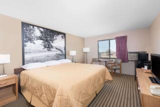Super 8 by Wyndham Bowman - Bowman - 2