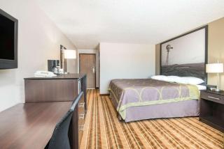 Super 8 by Wyndham Miller - 2