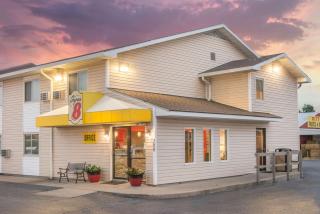 Super 8 by Wyndham Moberly MO - Moberly - 9