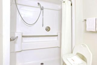 Super 8 by Wyndham Aberdeen East - Aberdeen - 2