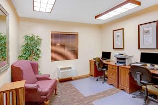 Super 8 by Wyndham Aberdeen East - Aberdeen - 1