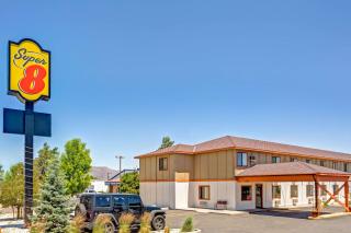 Super 8 by Wyndham Carson City Lake Tahoe - Carson City - 0