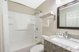 Super 8 by Wyndham Moberly MO - Moberly - 6