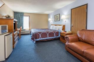 Super 8 by Wyndham O'Fallon MO/St. Louis Area - O'Fallon - 2