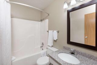 Super 8 by Wyndham Manhattan KS - Manhattan - 3