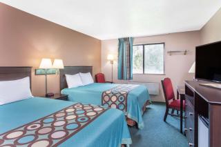 Super 8 by Wyndham Austin MN - Austin - 6